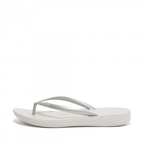 Fitflop Iqushion Ergonomc Women's Flip Flops Silver | IE-QRMU-87306