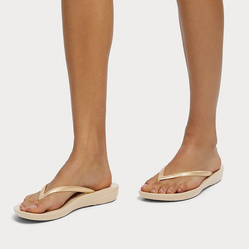 Fitflop Iqushion Ergonomc Women's Flip Flops Gold | IE-LYXU-64237